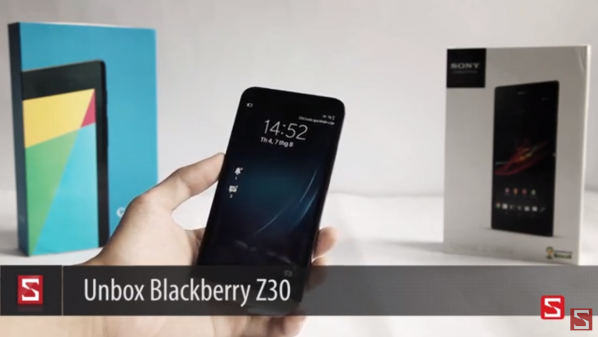 يحمل الجهاز الذي كان يُعرف باسم BlackBerry A10 شاشة لمسية بالكامل بقياس 5 إنش.